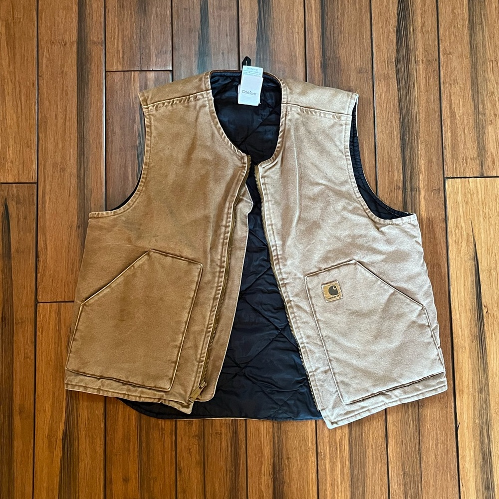 Men’s Carhartt vest